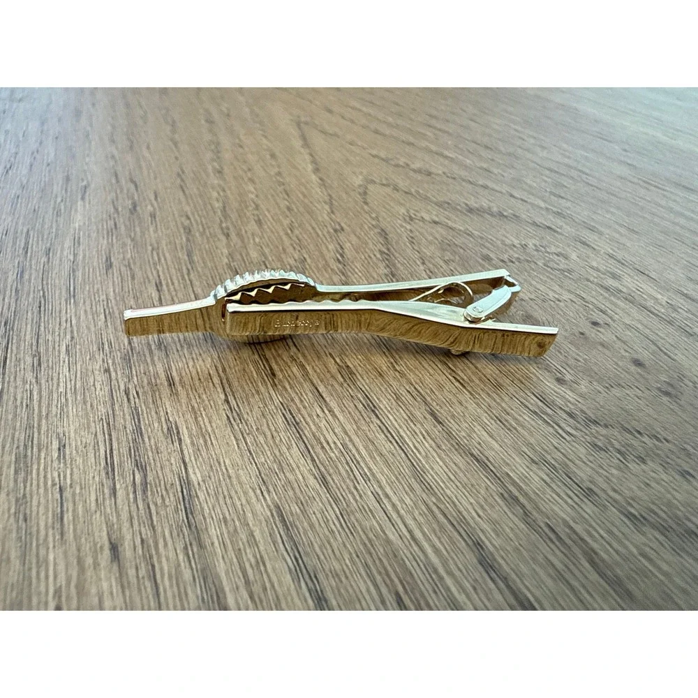 Vintage Burberrys Gold Tone Iridescent Prorsum Knight Tie Clip Accessory